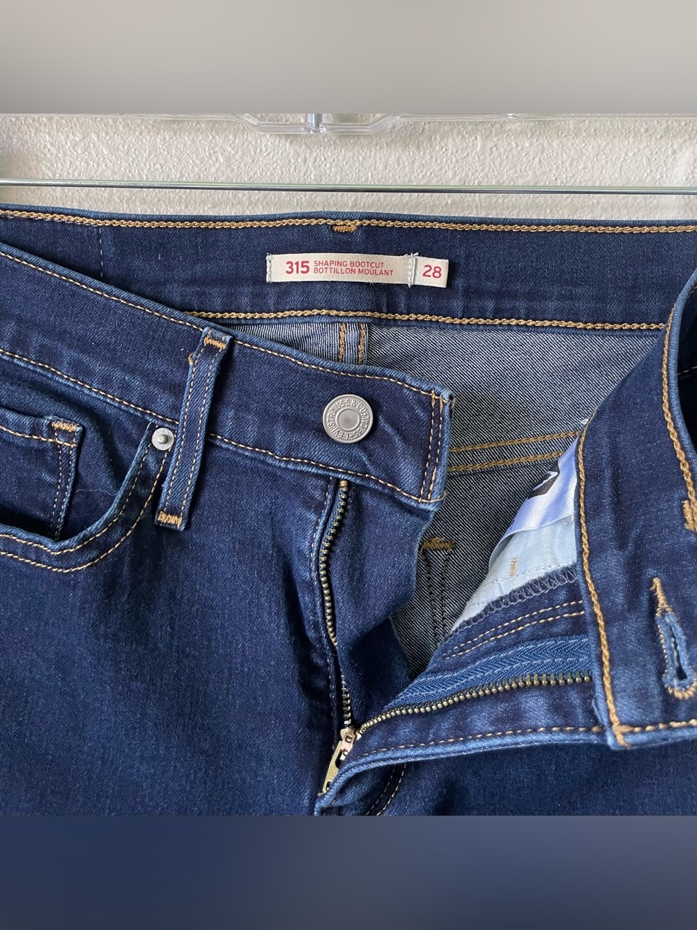 Levi's Women's Boot Cut Jeans - Picture 5 of 6